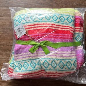 Vera Bradley Serape Paradise Throw Blanket